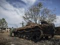 БМП-2 - 2014-09-02 - Луганский аэропорт First
